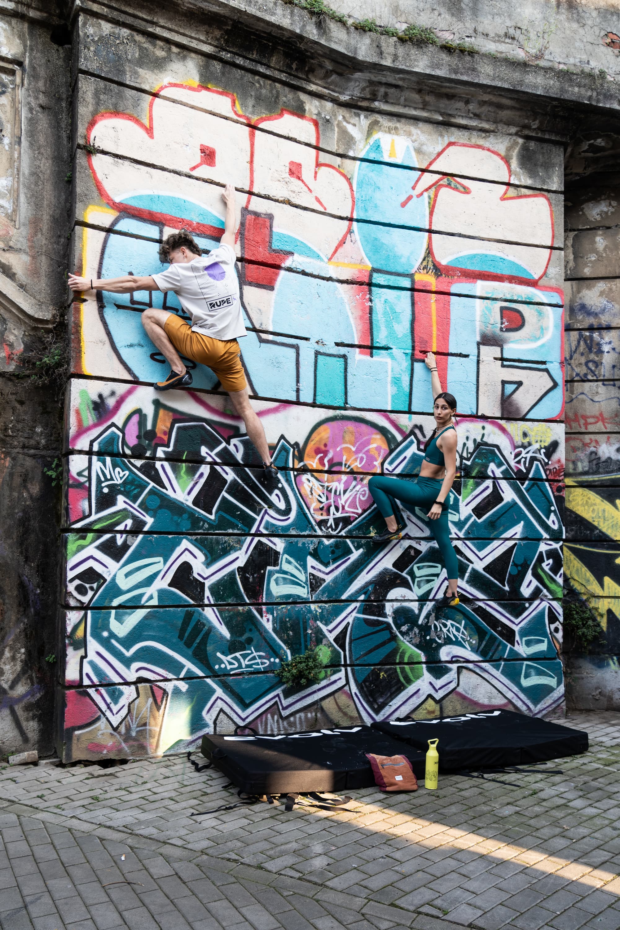 Pantalone corto arrampicata Karakorum Ocra - Uomo